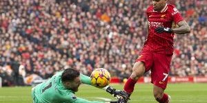 记者：利物浦拒绝就迪亚斯的转会与拜仁接触，他们一直表示不出售