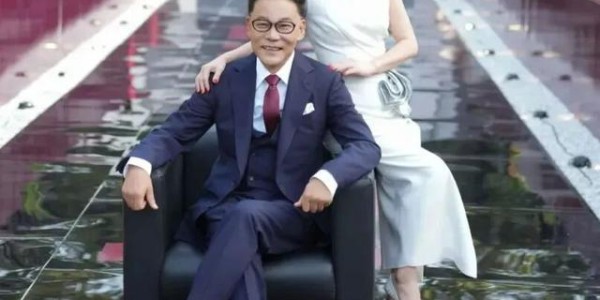 完美世界中国官网-当当创始人李国庆喊话华与华、罗永浩帮西贝一把：将自掏腰包和贾国龙开新公司，这事不用跟老婆商量