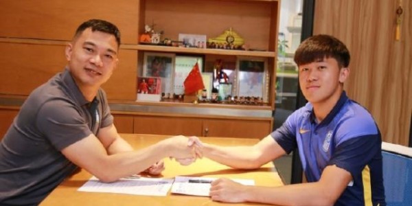 官方：广州城宣布与陈俊乐续约