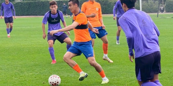 完美世界体育平台-冬训热身赛：山东泰山1-1天津津门虎，买乌郎破门