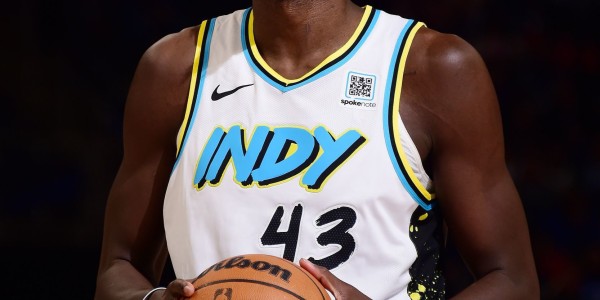 完美世界竞技中心-🥰特纳：西亚卡姆为球队带来了季后赛经验，这一点是无价的